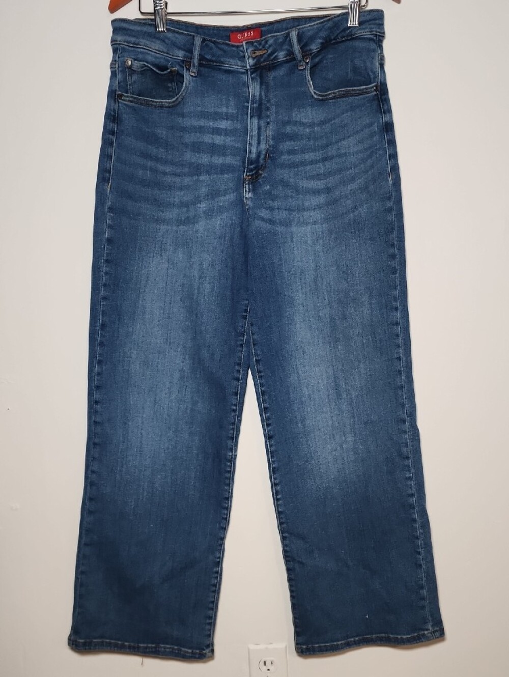 Guess Relaxed Men’s Jeans in Medium Blue Wash